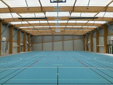 Vue sur un terrain de basket